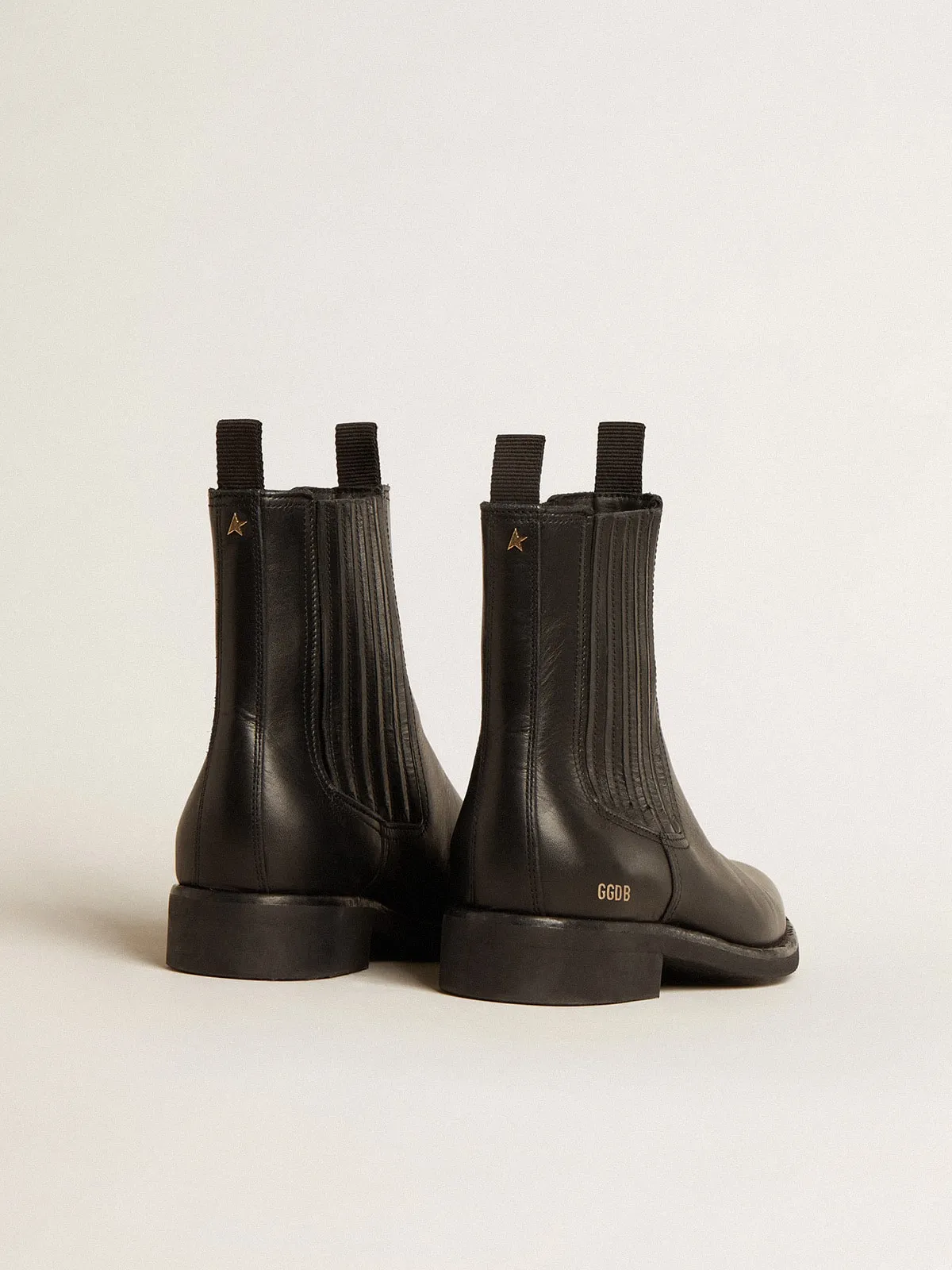Bottines Chelsea pour homme en cuir noir | Golden Goose